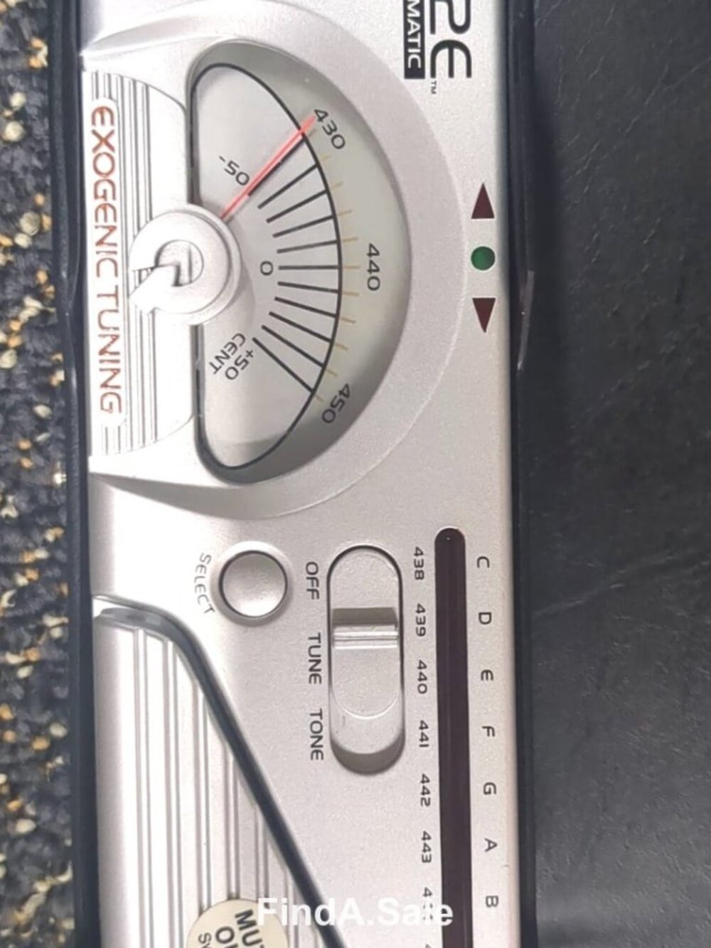 Q12E Chromatic Guitar Tuner, Exogenic Tuning, Vintage
